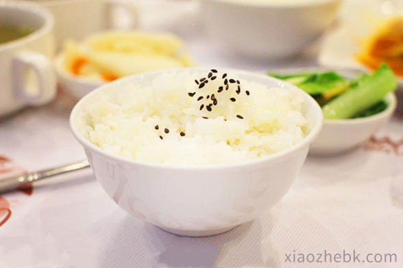 一碗米饭的热量有多少？怎么运动能消耗完